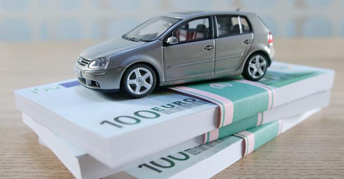 Così il Fisco uccide l'auto