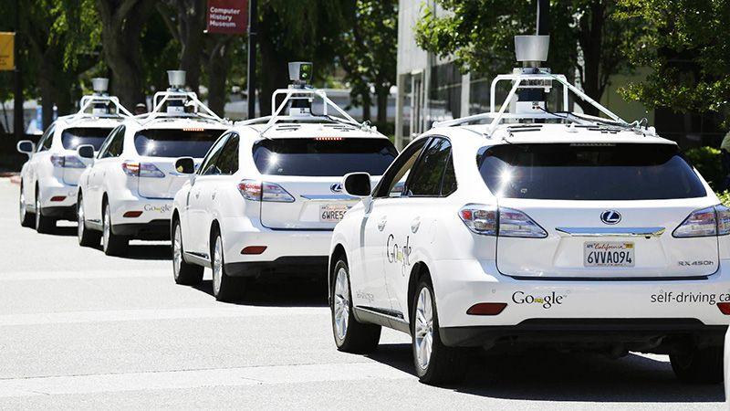 Google e Uber ai ferri corti: la guida autonoma finisce in tribunale