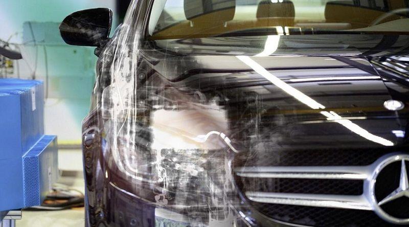 Crash test ai raggi X: Mercedes rivoluziona la sicurezza delle auto