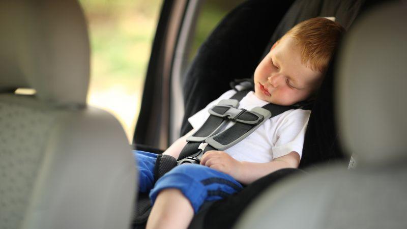 Emergenza seggiolini bimbi: 3 auto su 10 ce l'hanno a bordo ma inutilizzato