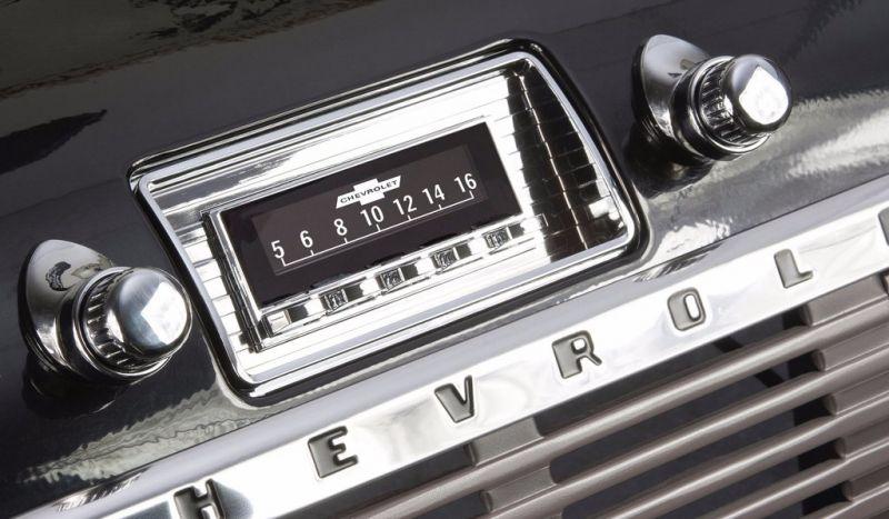Nel 1930 la radio in auto era più pericolosa dello smartphone di oggi