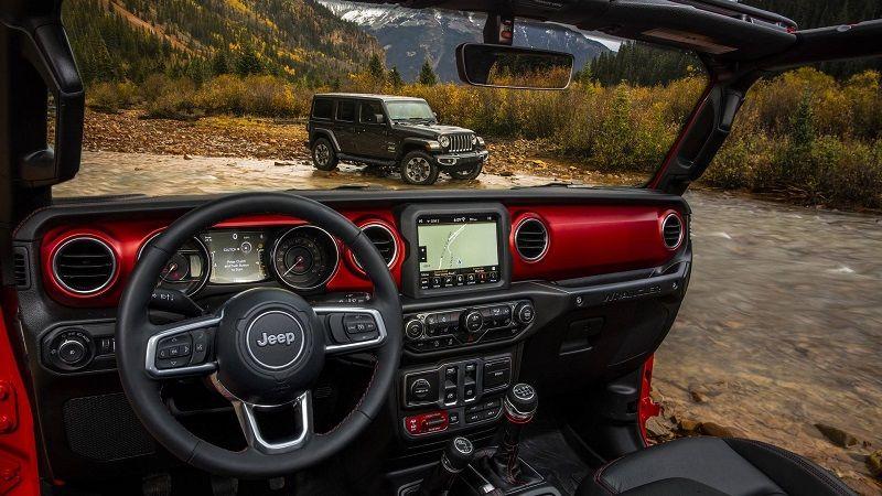 Jeep Wrangler 2018: nuovi dettagli sugli interni in anteprima [FOTO]