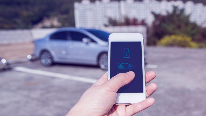 Digital Key 1.0: l'auto si apre con lo smartphone, ma se lo rubano?