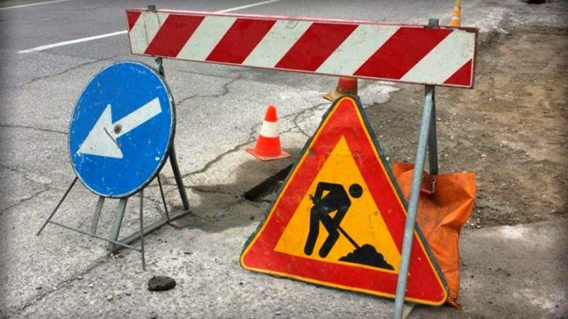 Lavori stradali e danni all'auto: niente multa se il cantiere è chiuso