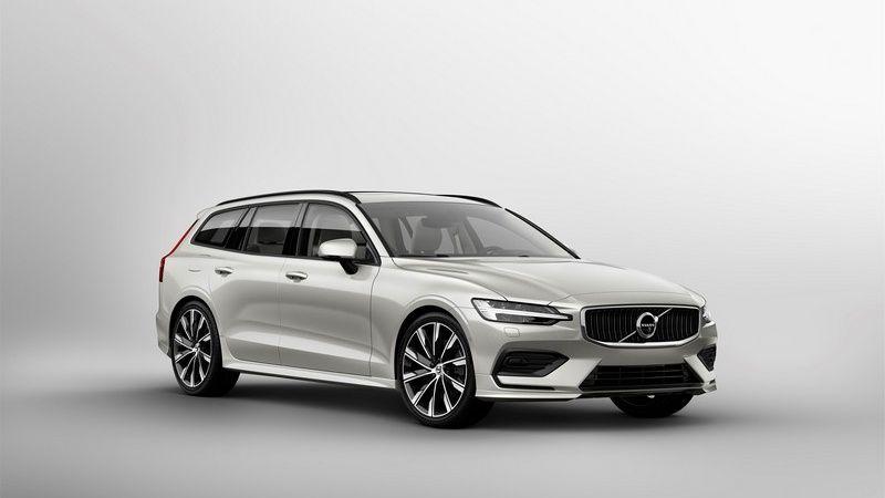 Nuova Volvo V60 2018: debutta in Italia anche in abbonamento