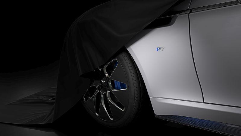 Aston Martin Rapide E: parte la rivoluzione elettrica