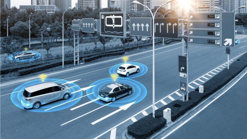 Wifi e auto connesse, in arrivo regole UE sulla tecnologia V2X