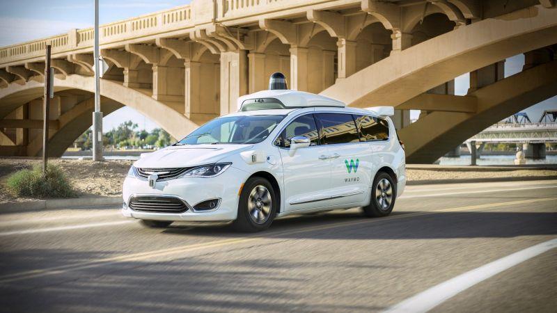 Waymo lancia One: come funziona il taxi a guida autonoma negli USA