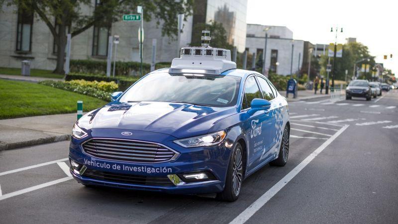 Guida autonoma: ecco i colori più sicuri per "parlare? ai pedoni