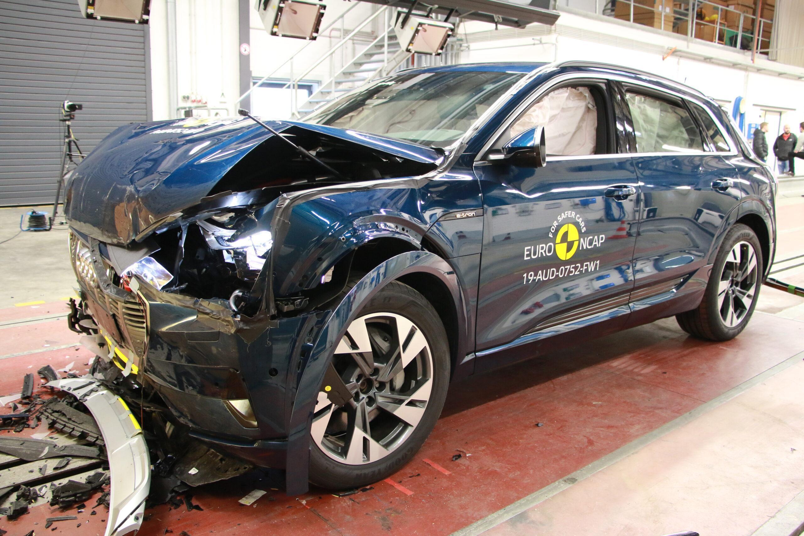 Crash test Euro NCAP: 5 stelle per l’Audi e-tron