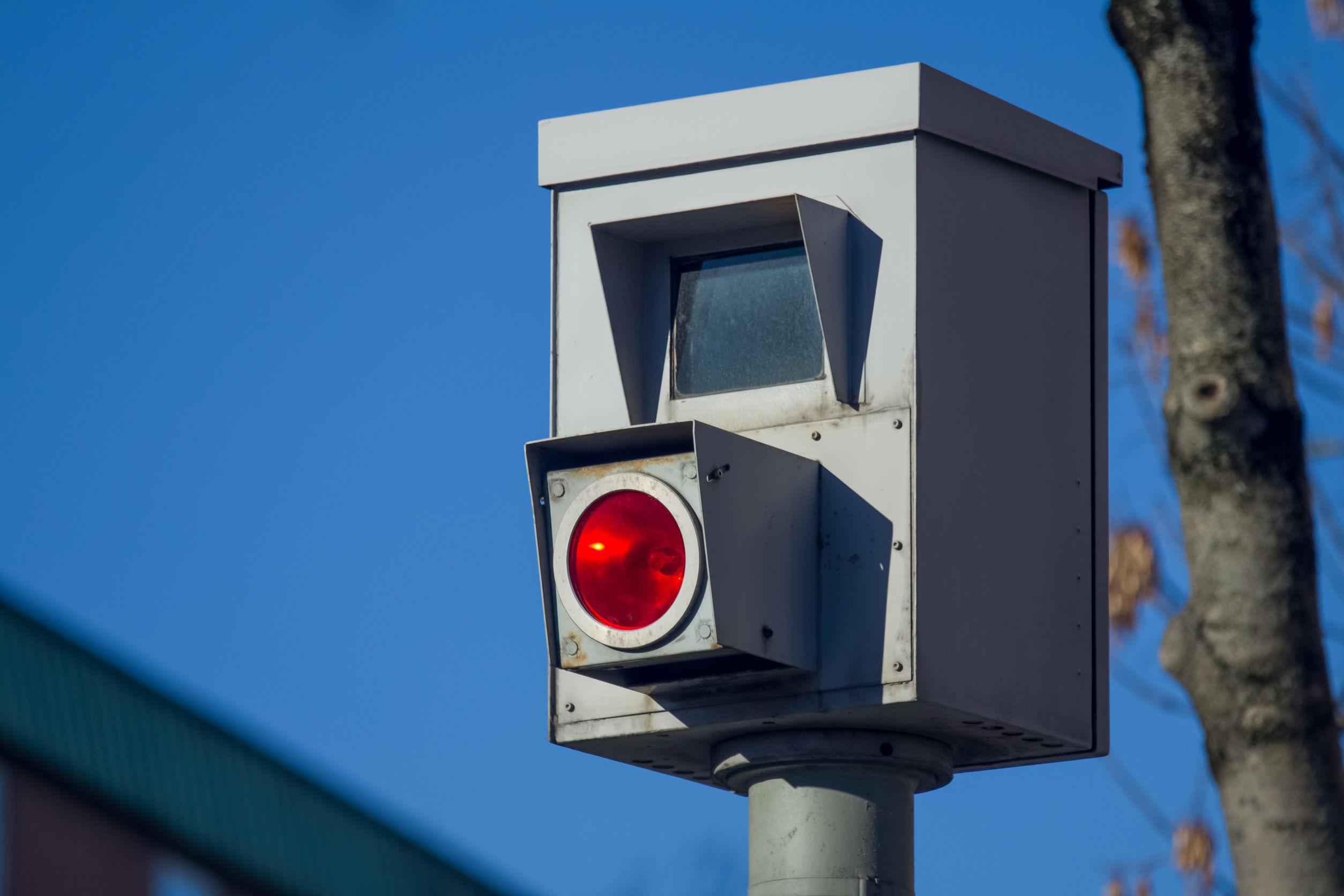 Autovelox in città: la Cassazione interviene sull’uso indiscriminato