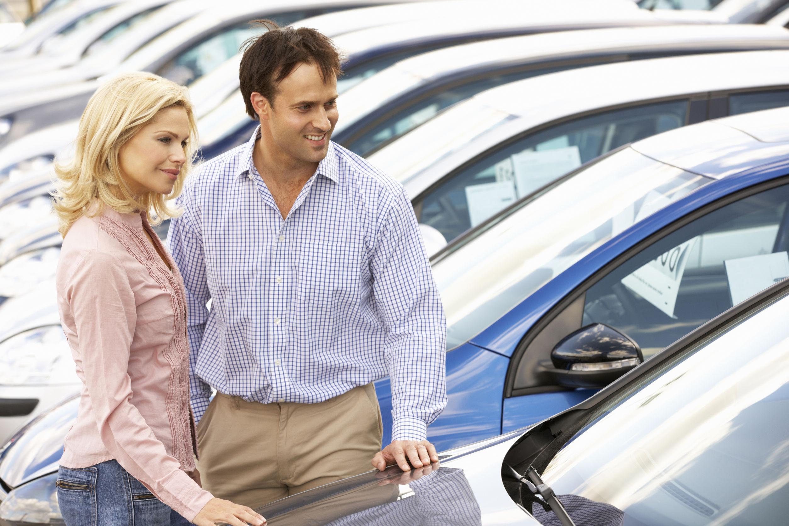 Assicurazione auto cointestata