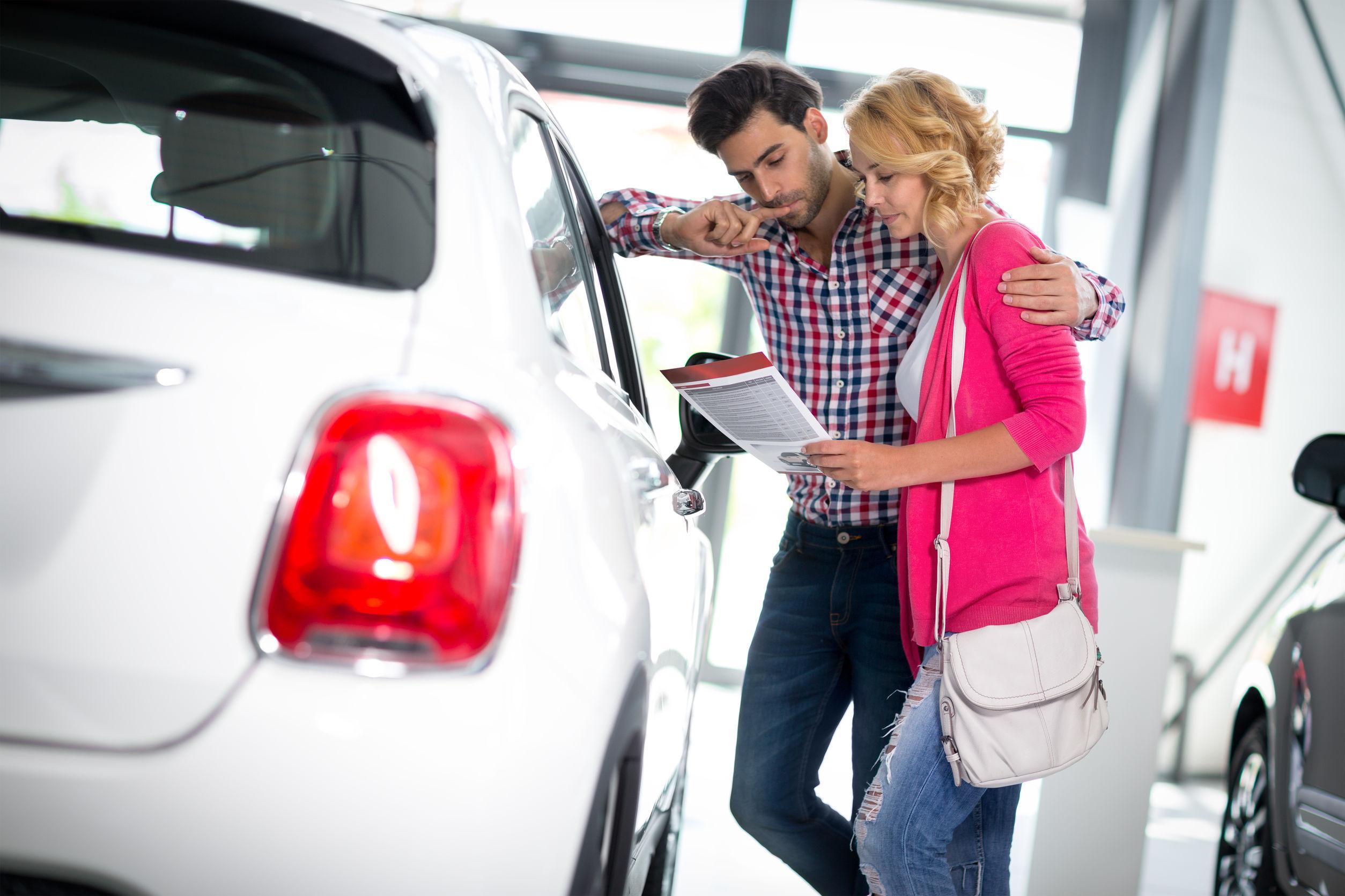 Auto nuove e prezzi in calo: ad aprile si fermano a -0,4%