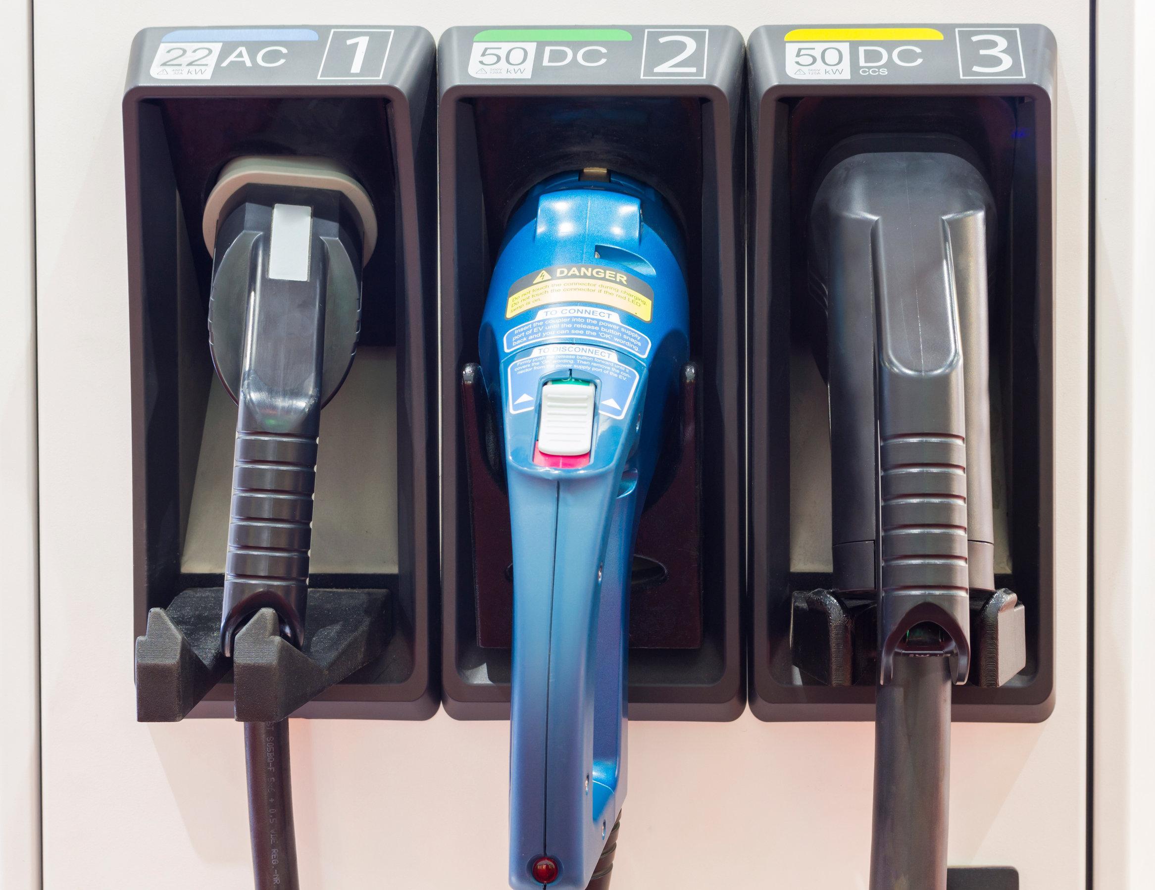 Auto elettriche: ricarica in Modo 1, 2, 3, 4 e significato