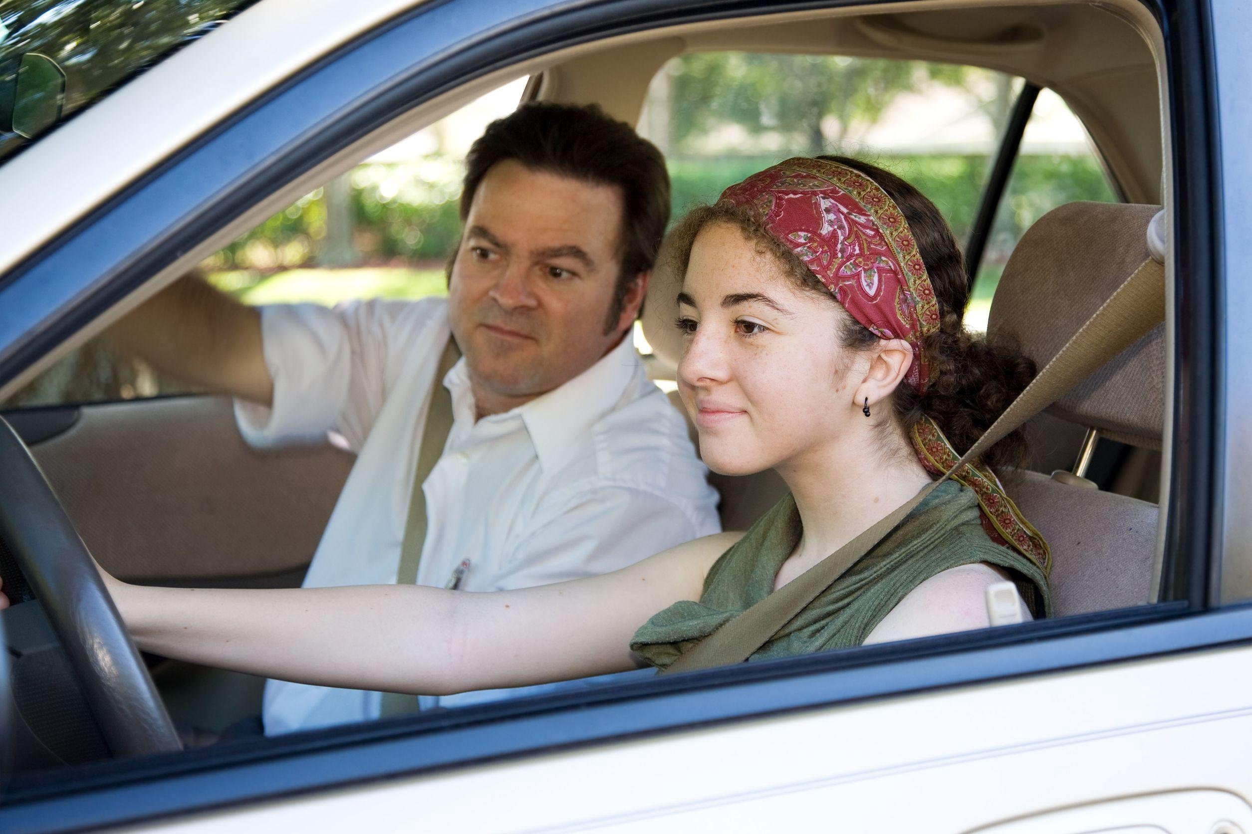 Dad teach. Teaching Driving car. Learning to Drive. Driving School Washington. Ohio Driving Test.