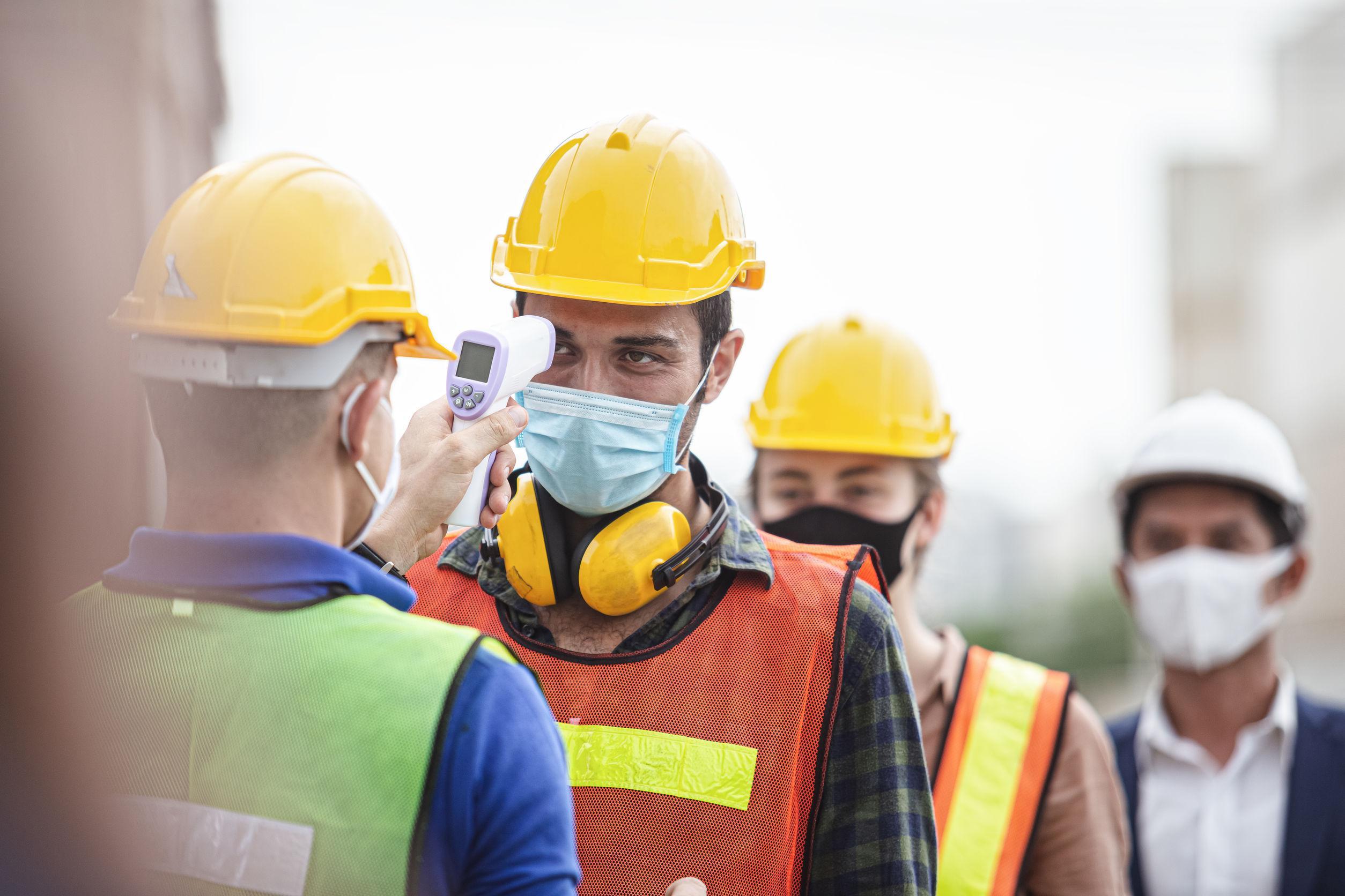 Rientro al lavoro dopo il Covid: il Ministero spiega cosa fare