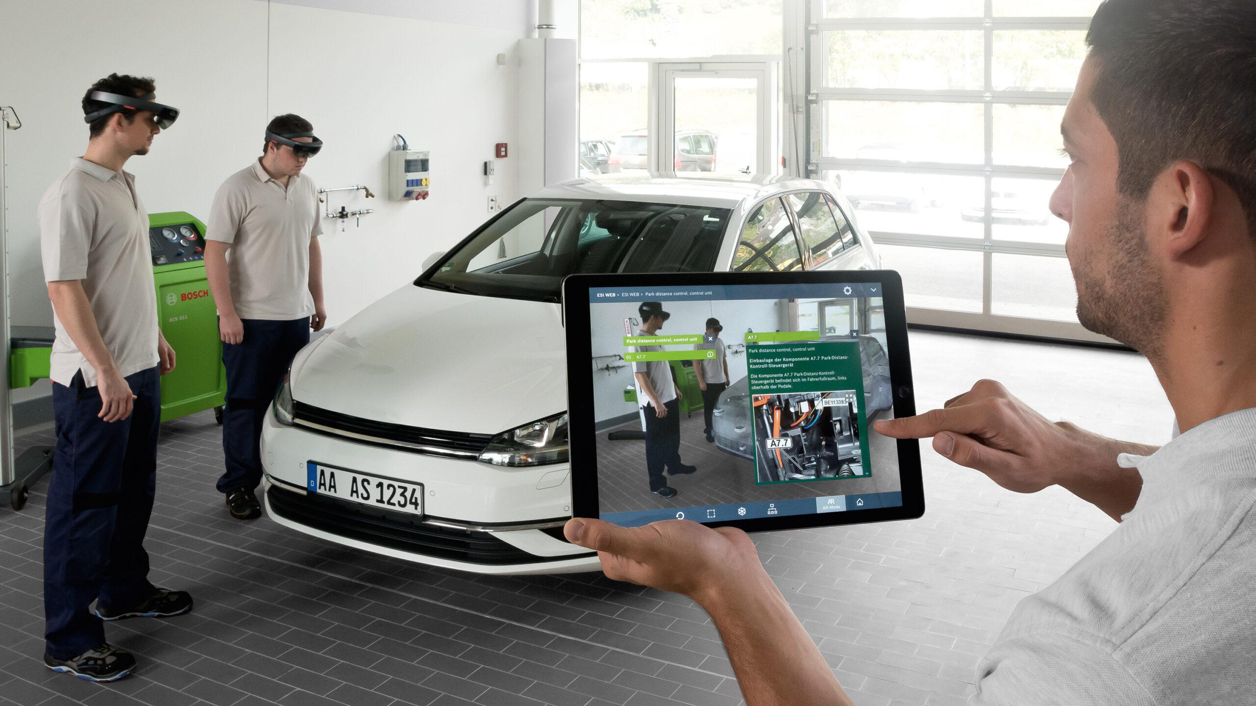 Le auto elettrificate e connesse cambieranno attrezzature e officine
