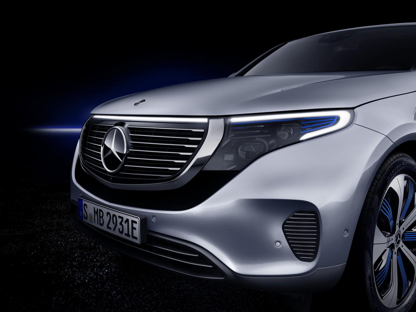 Mercedes Benz richiama la EQC: 19 mila auto elettriche da controllare
