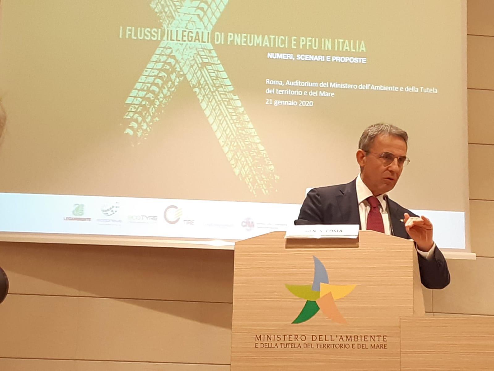 Pneumatici fuori uso rivenduti illegalmente