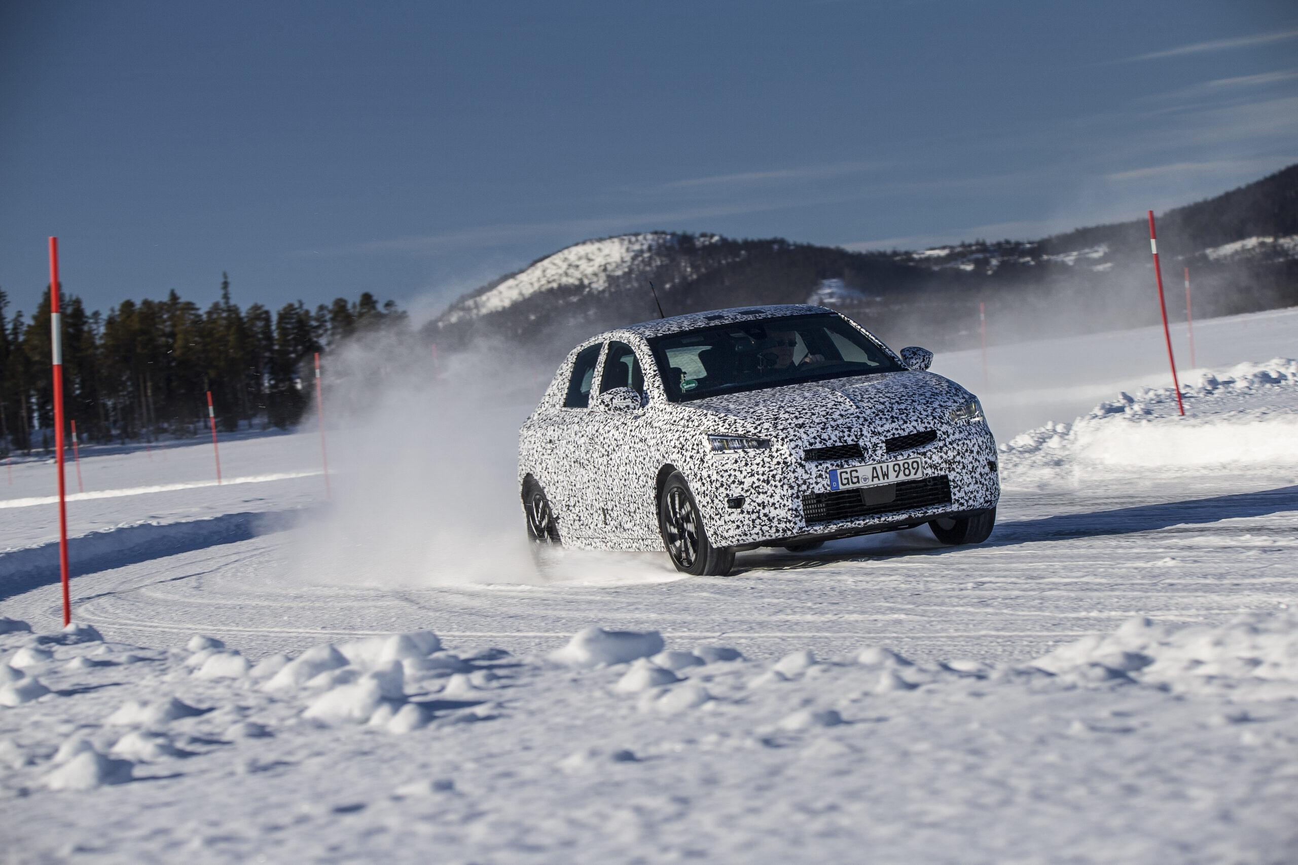 Opel Corsa 2019: ultimi test sul ghiaccio prima dell’arrivo