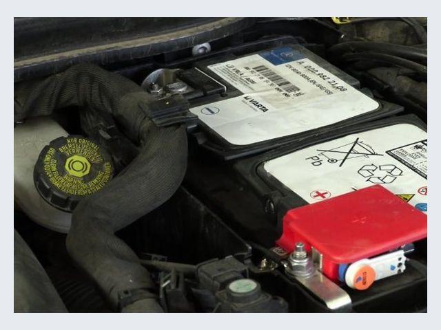 I consigli sulla manutenzione auto: la batteria