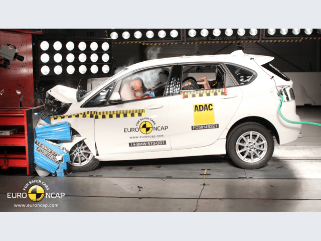 BMW Serie 2 Active Tourer – Crash test frontale