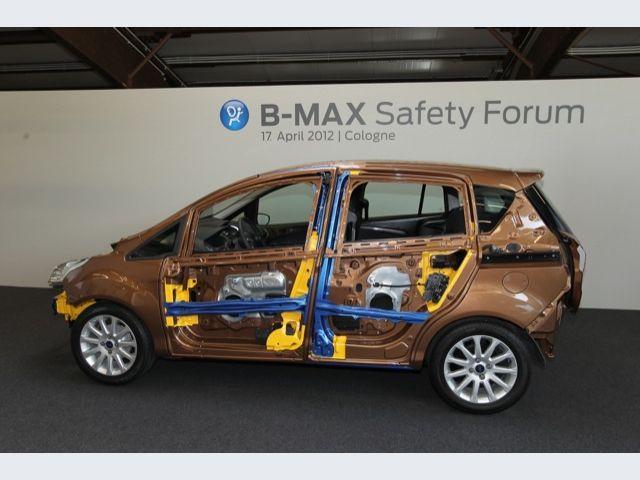 Ford B-Max – Dettaglio fiancata – Parti gialle acciaio altoresistenziale – Parti blu acciaio ultra resistenziale