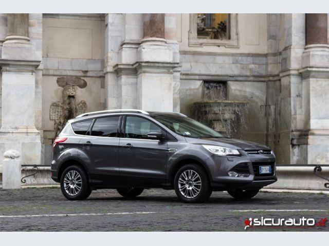 Ford Kuga laterale