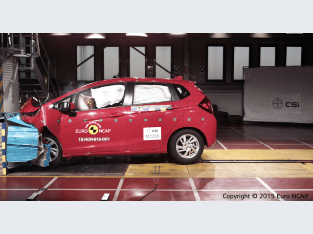 Honda Jazz – Crash test Euro NCAP – Impatto frontale offset