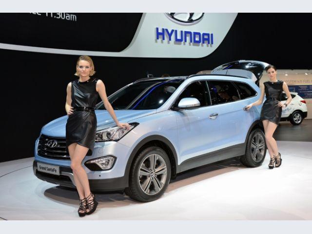 Hyundai Grand Santa Fe(1)