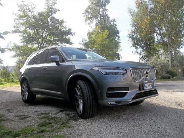 Il massiccio frontale della XC 90