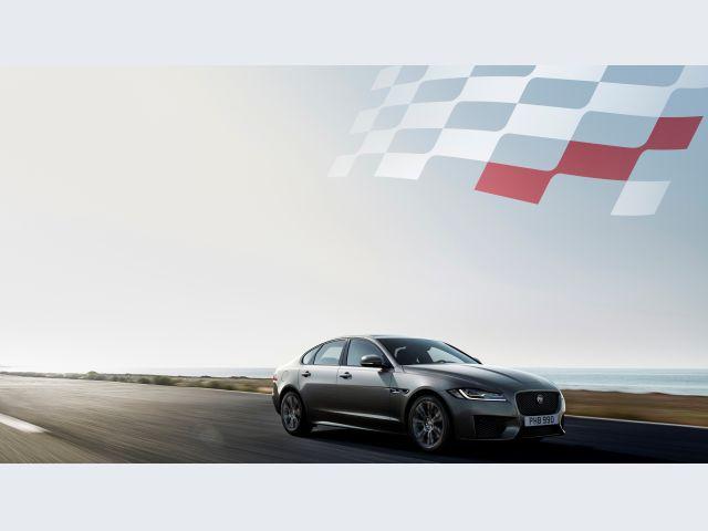Jaguar Chequered Flag – la XF