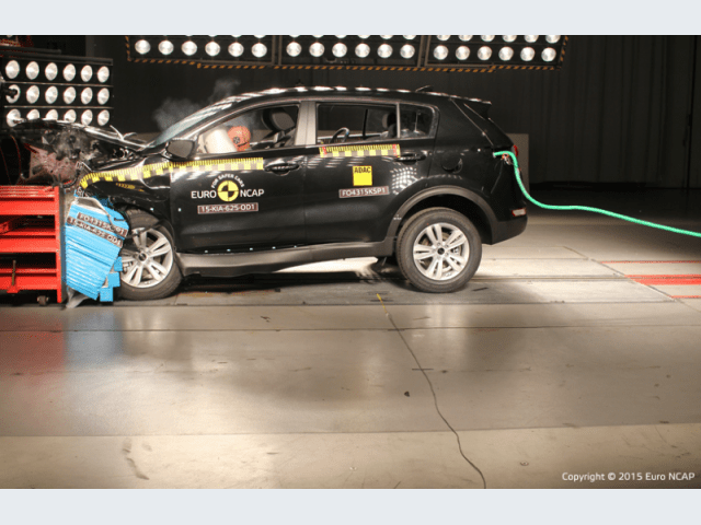 Kia Sportage – 2015 – Crash test Euro NCAP – Crash test offset