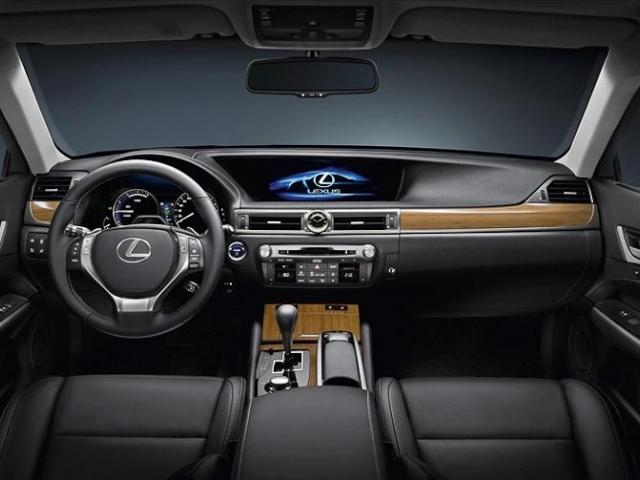 Lexus GS interni