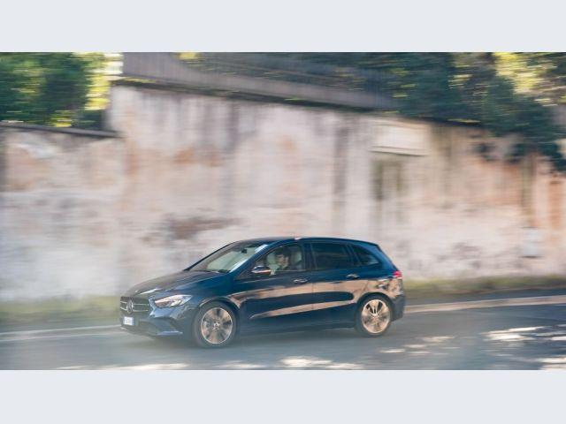 Mercedes Classe B 2019 – la vista laterale