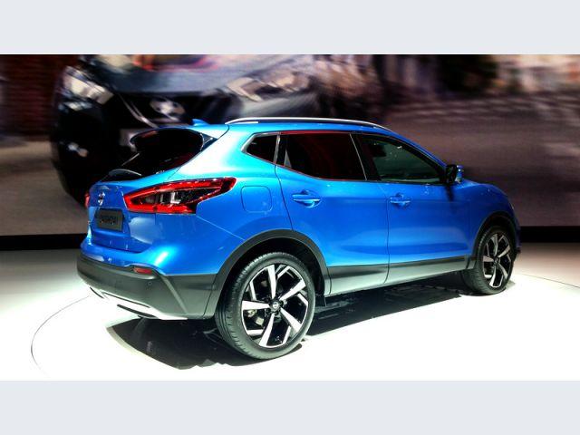 Nissan-Qashqai-angolo-posteriore