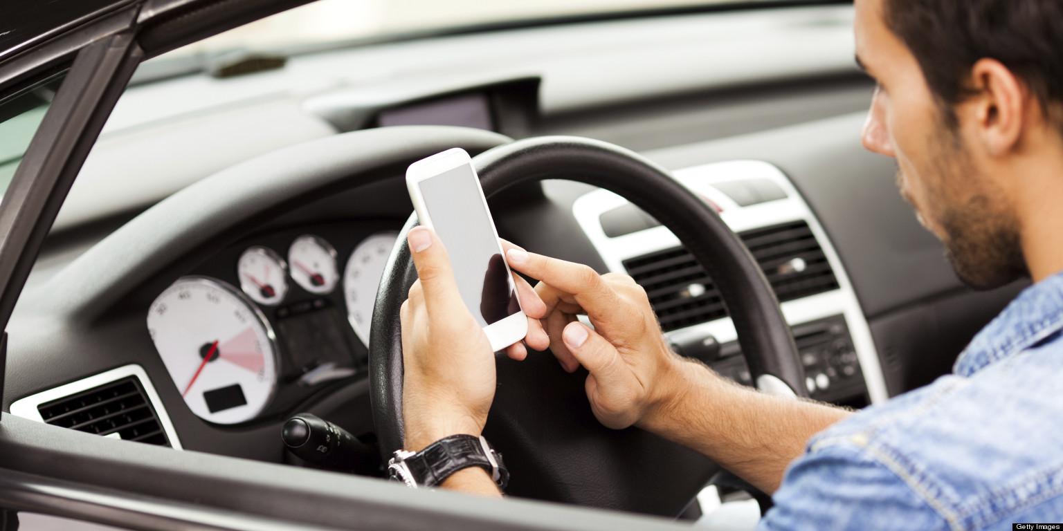Vietare gli SMS alla guida ha ridotto gli incidenti del 4% negli USA