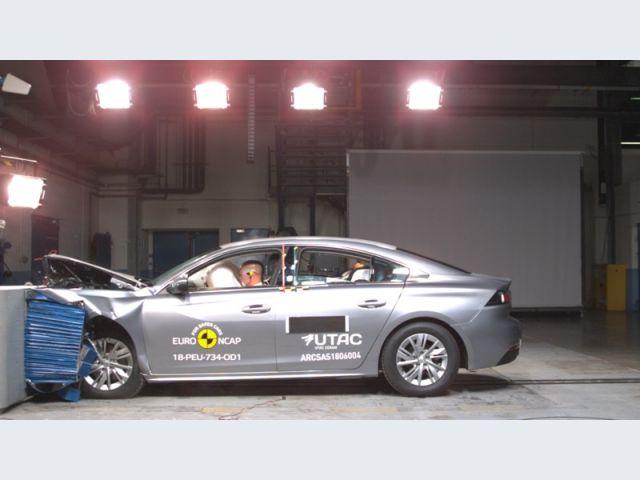 Peugeot 508 – 2018 – Crash test Euro NCAP – Crash test offset