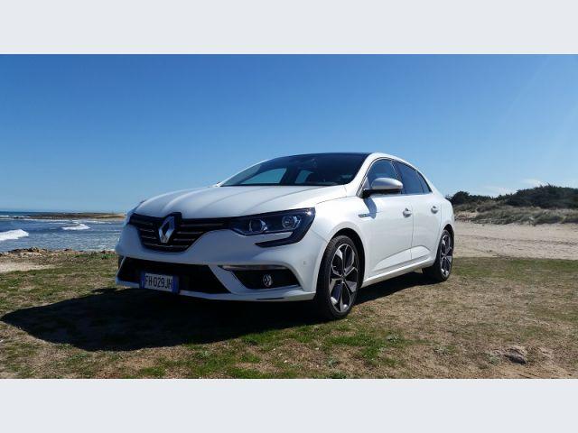 Renault-Megane-Grand-Coupe-avanti