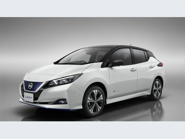 Salone di Ginevra 2019 – il frontale della Nissan Leaf (miniatura)