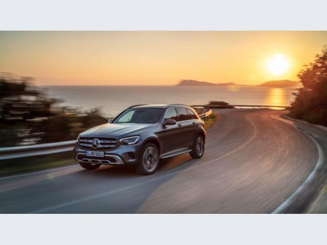 Salone di Ginevra 2019 – Mercedes GLC anteriore (miniatura)