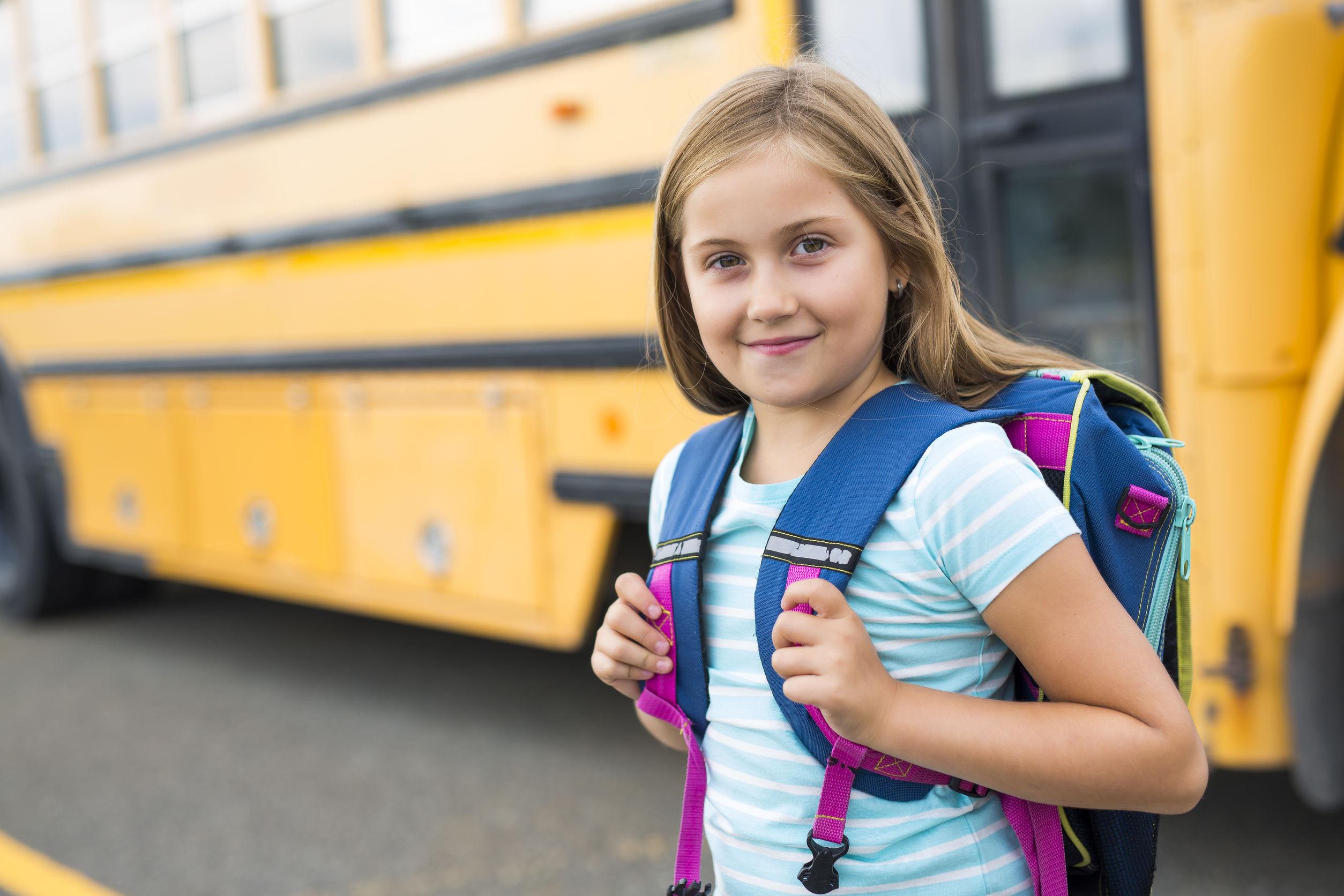 Lo scuolabus è più sicuro di andare in bici o a piedi?