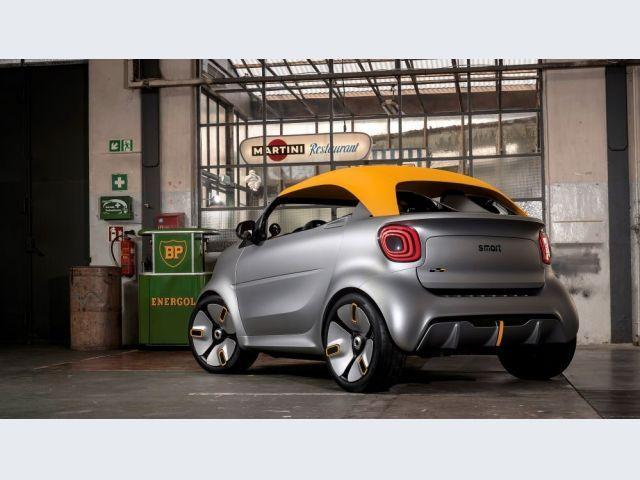 Smart reinventa la cabrio – il posteriore (miniatura)