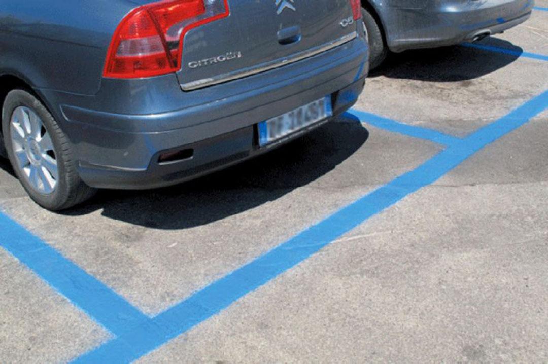 Parcheggi Padova come pagare la sosta sulle strisce blu