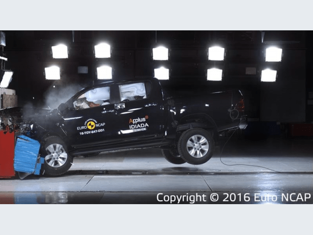 Toyota Hilux – Crash test Euro NCAP – Impatto offset