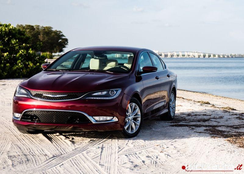 Chrysler 200C: prova su strada