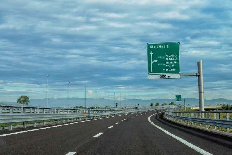 Autostrada A31: aperto un nuovo tratto tra le polemiche, sarà completa tra un anno