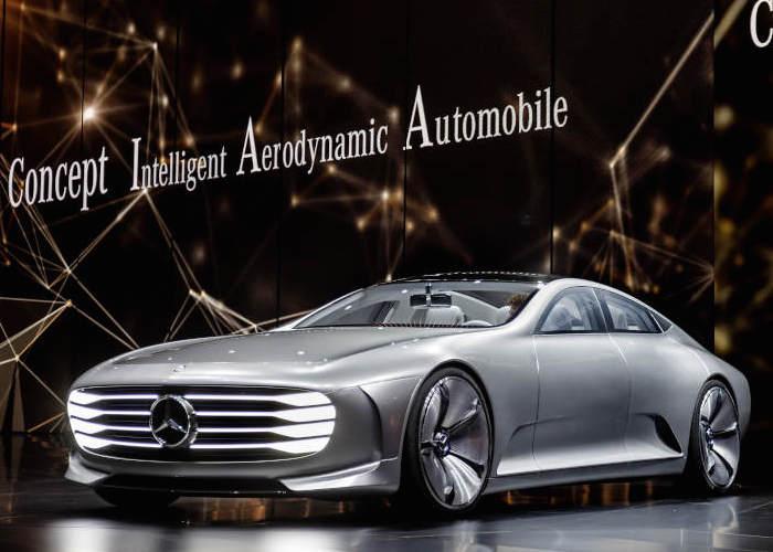 Salone di Francofote, la concept-design Mercedes si fa in due