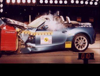 Crash Test BMW Z4