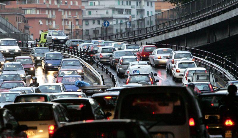 Traffico auto: a gennaio 2016 cresce del +4.3%